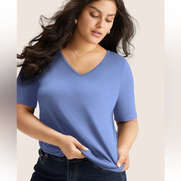 BloomChic Cotton V Neck Plain Basic T-shirt - Picture 1 of 6